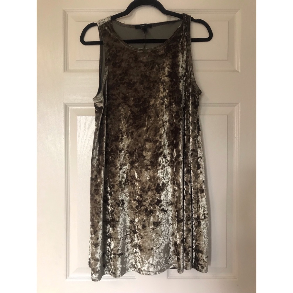Forever21 crushed velvet dress